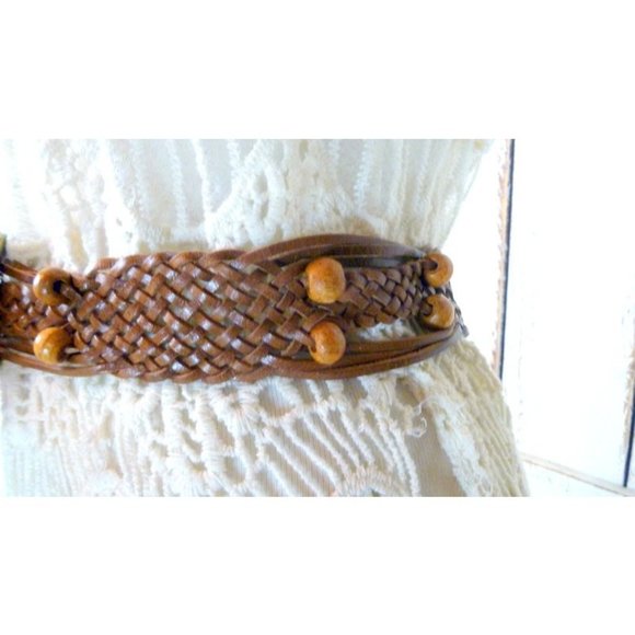 Vintage woven brown leather beaded boho / hippie belt / Huarache braided belt main image 2